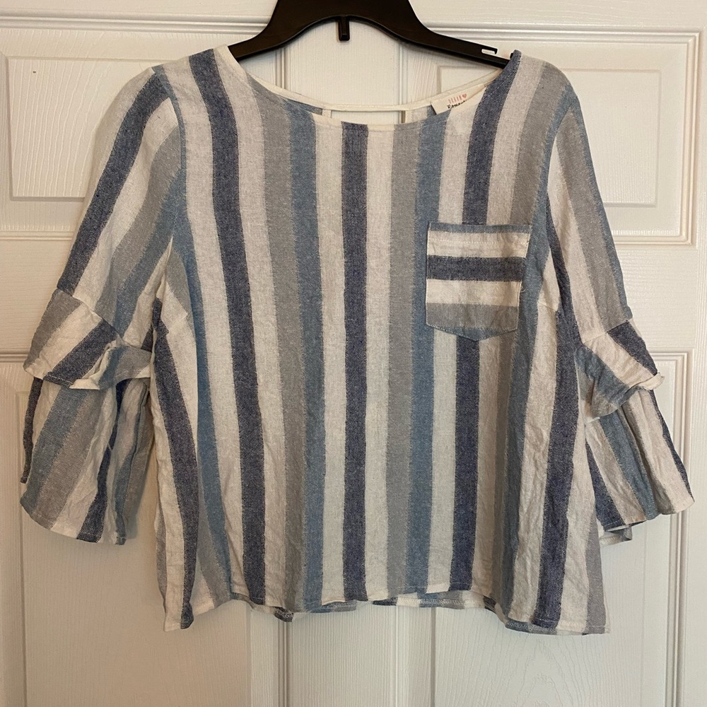 Casual or dressy top.